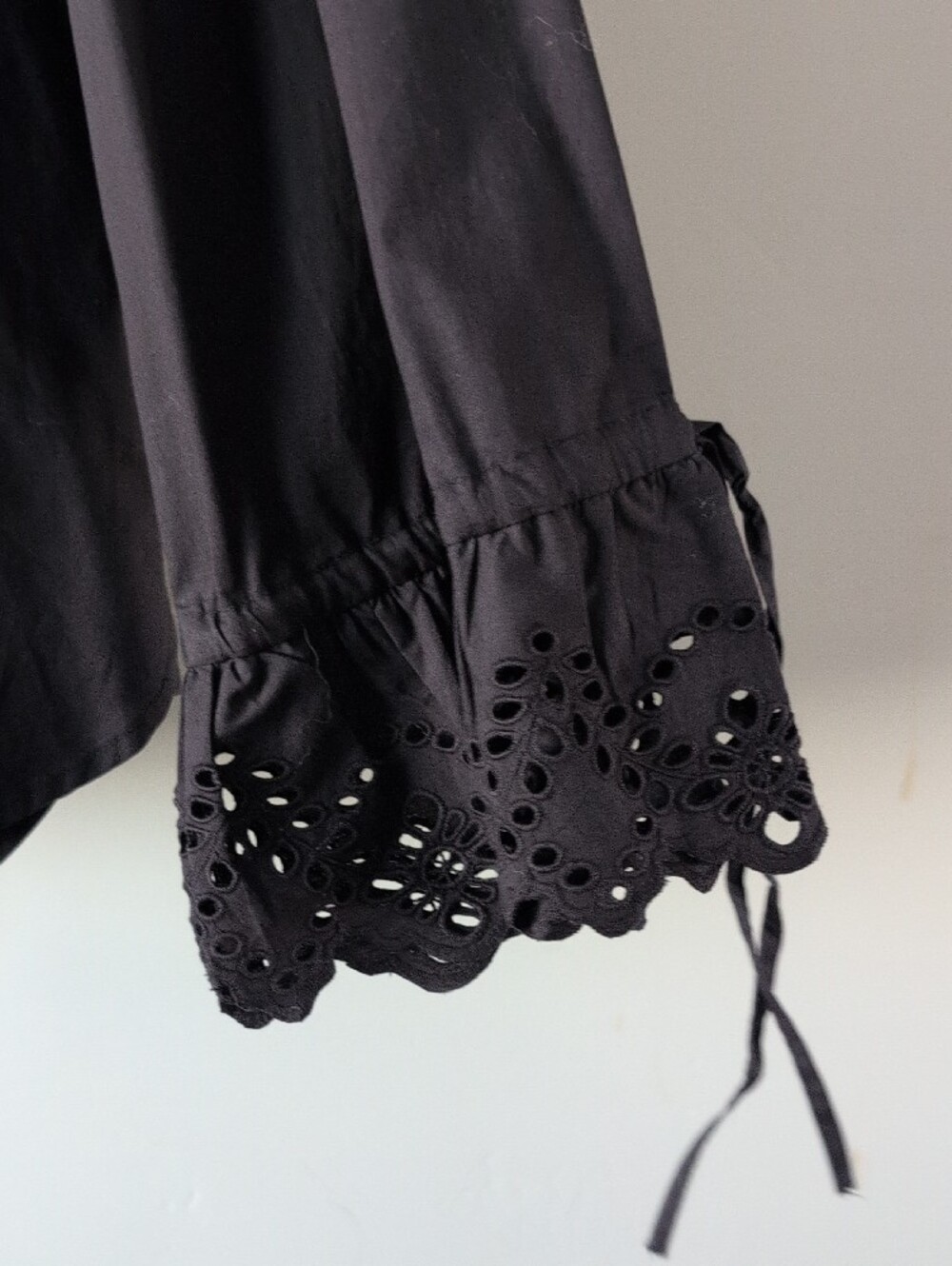 Faria Sezane Black Button-Front Mandarin Collar Blouse - Picture 3 of 4
